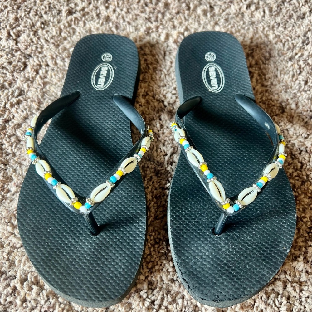 Seven7 Black Sandals with Shell and Bead Accents